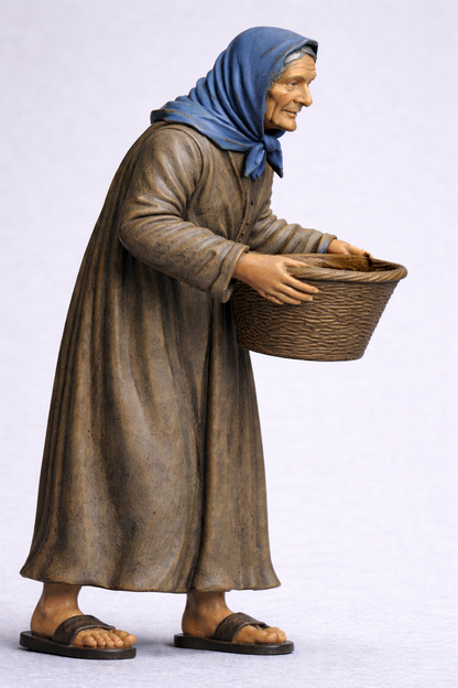 TG114 Older Herring Woman – Headscarf & Basket UNPAINTED