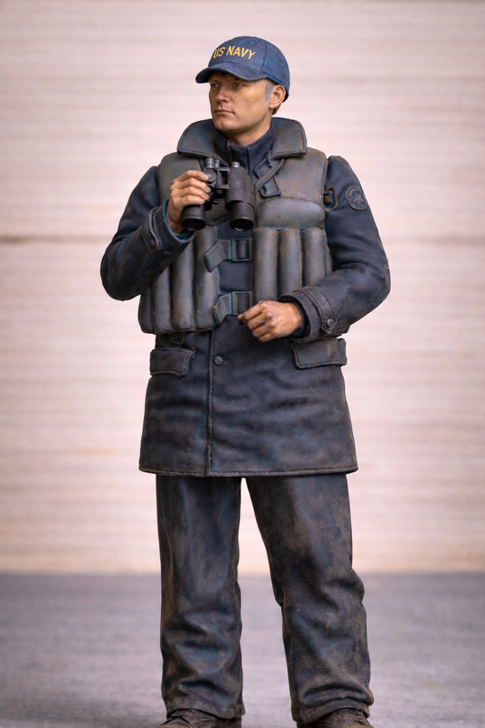 TG33C – Modern Unpainted Fishing Crewman – Scale Model Figure
