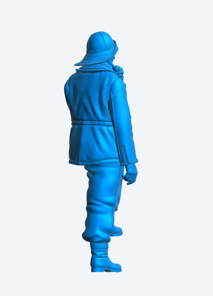 TG64C 1/15 Scale Billings Crew Figure – Bearded Sailor in Sou’wester Hat, Smoking Pipe, Holding Binoculars, Submariner Sweater, One Foot Raised