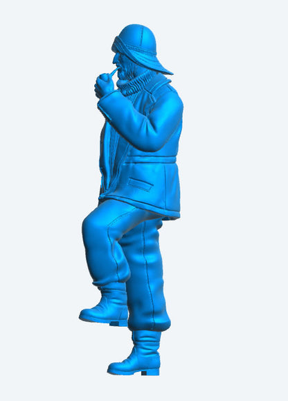 TG64C 1/15 Scale Billings Crew Figure – Bearded Sailor in Sou’wester Hat, Smoking Pipe, Holding Binoculars, Submariner Sweater, One Foot Raised