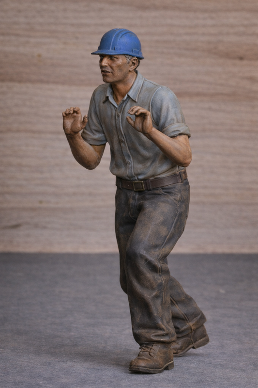 TG8 Deck work crew construction model tamiya Unpainted