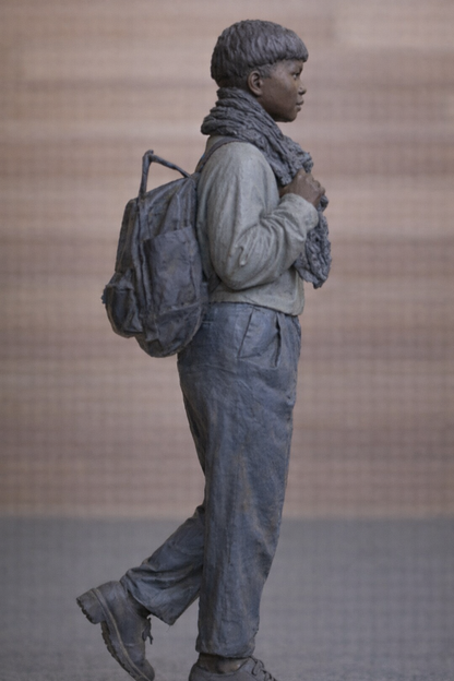 W20 Scale Model Unpainted Figure Young Woman with Backpack