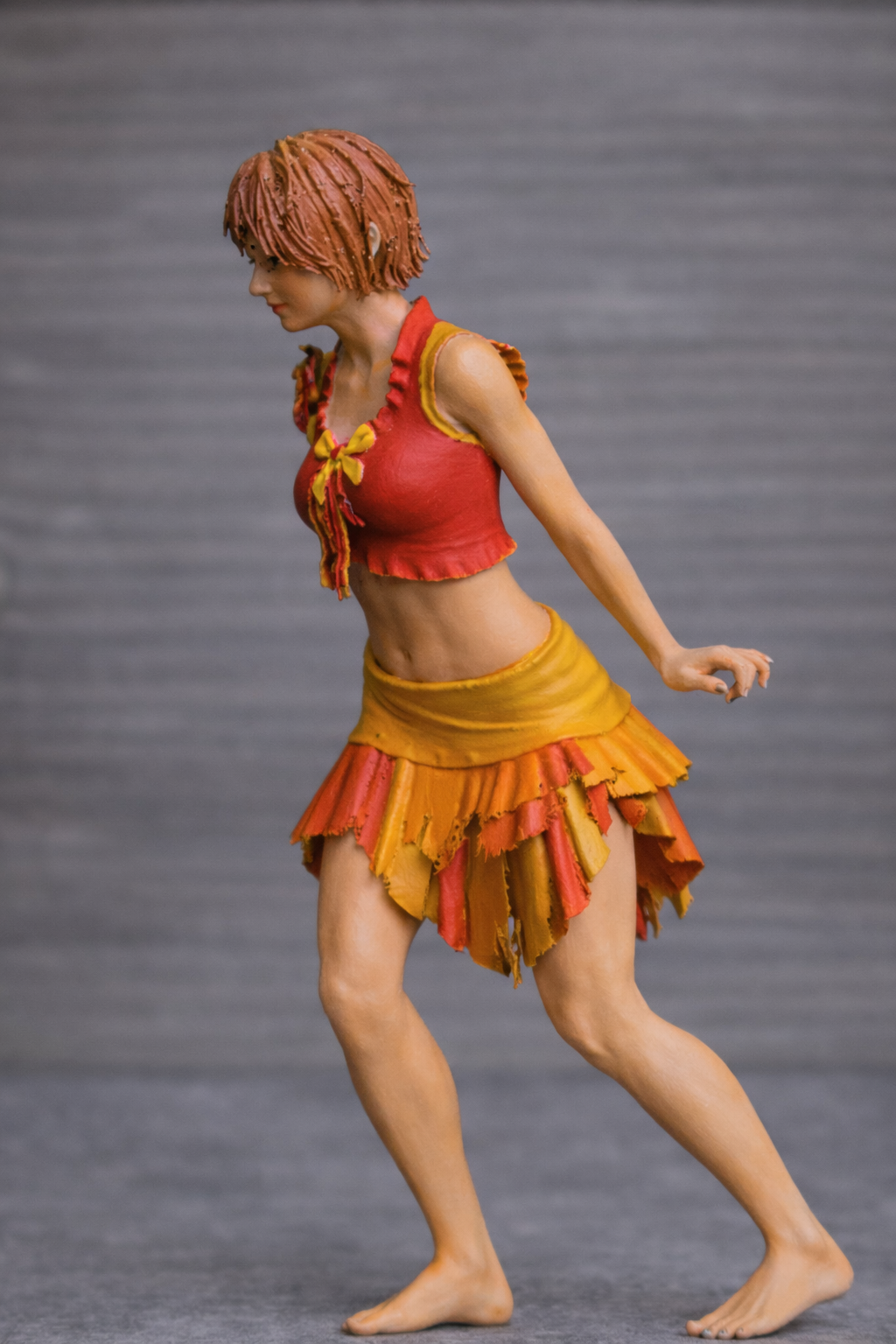 W45 – Joyful Dancing Girl | Scale Model Female Figure | Multi-Scale Unpainted